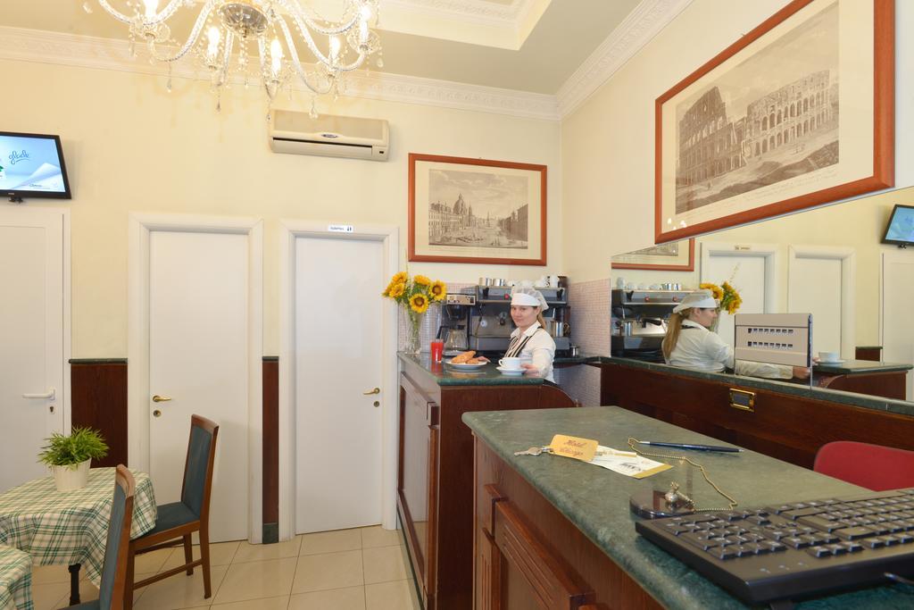 Hotel Chicago Rome Exterior photo