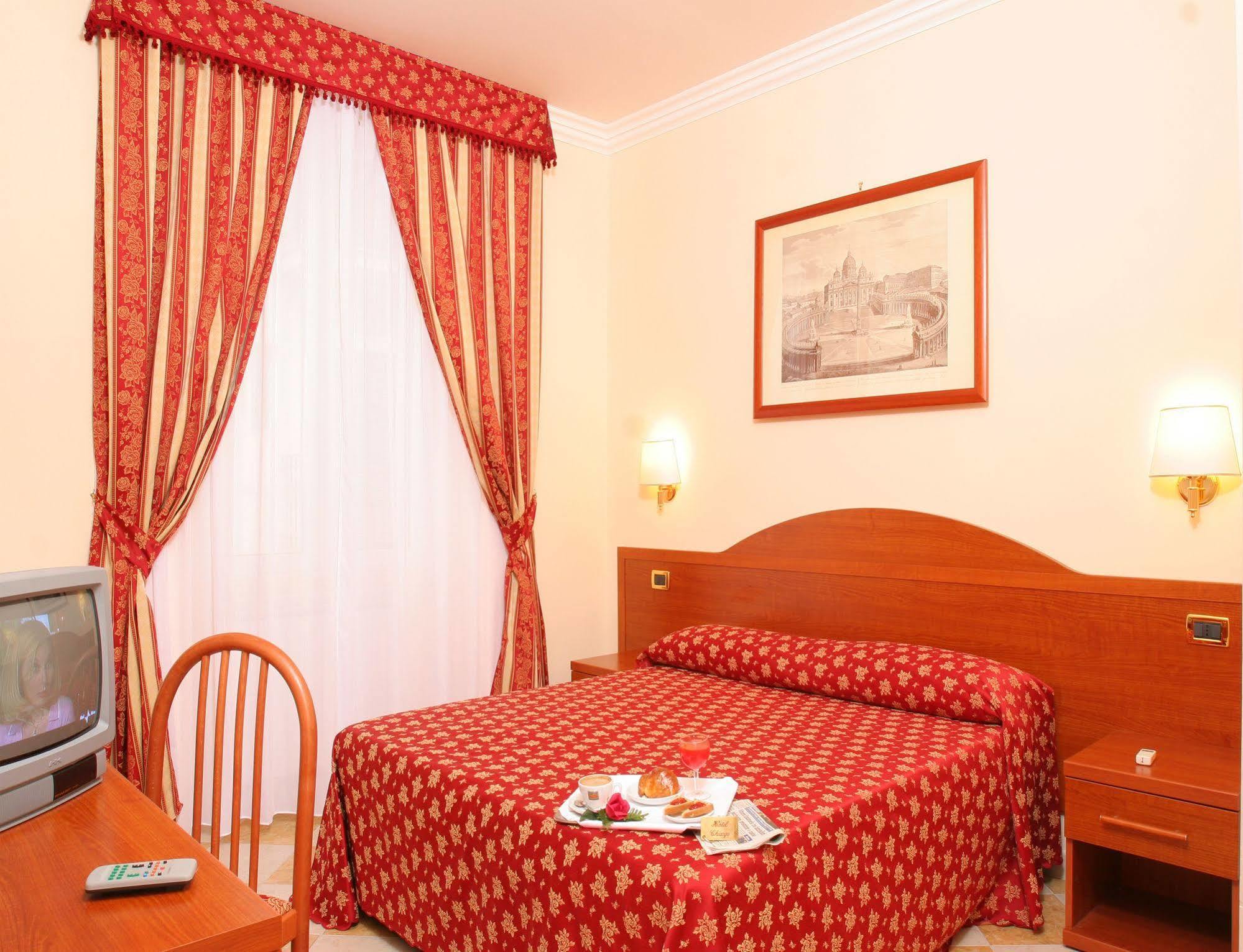 Hotel Chicago Rome Exterior photo